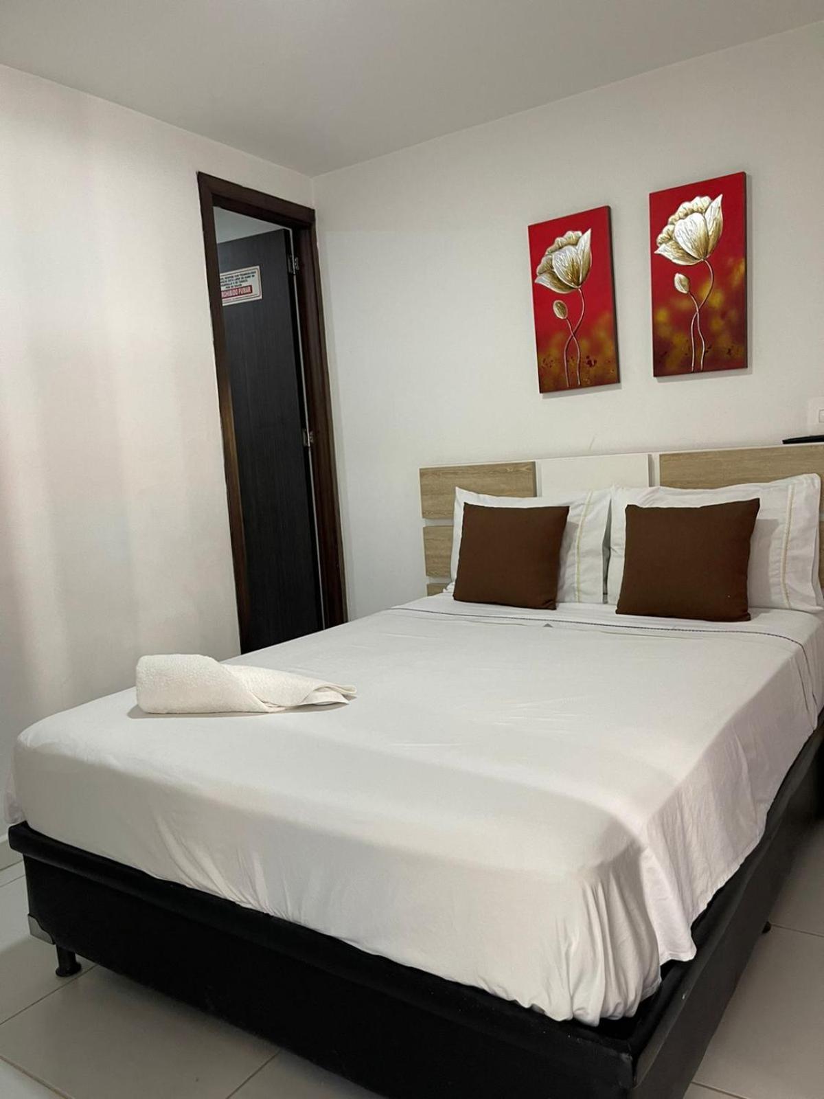 Hotel Guadalupe Plaza Pereira Ngoại thất bức ảnh