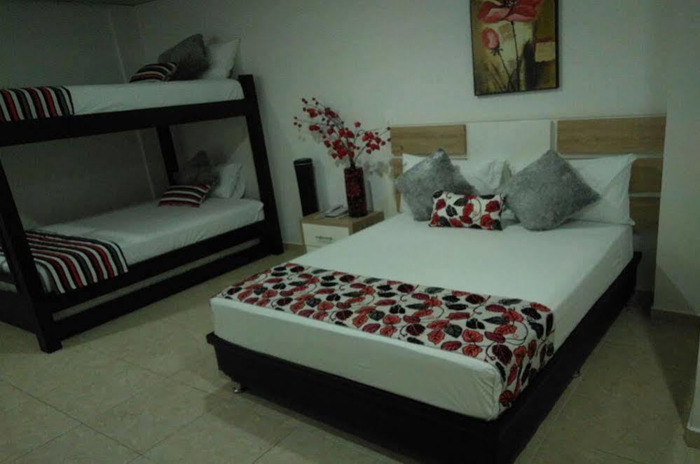Hotel Guadalupe Plaza Pereira Ngoại thất bức ảnh